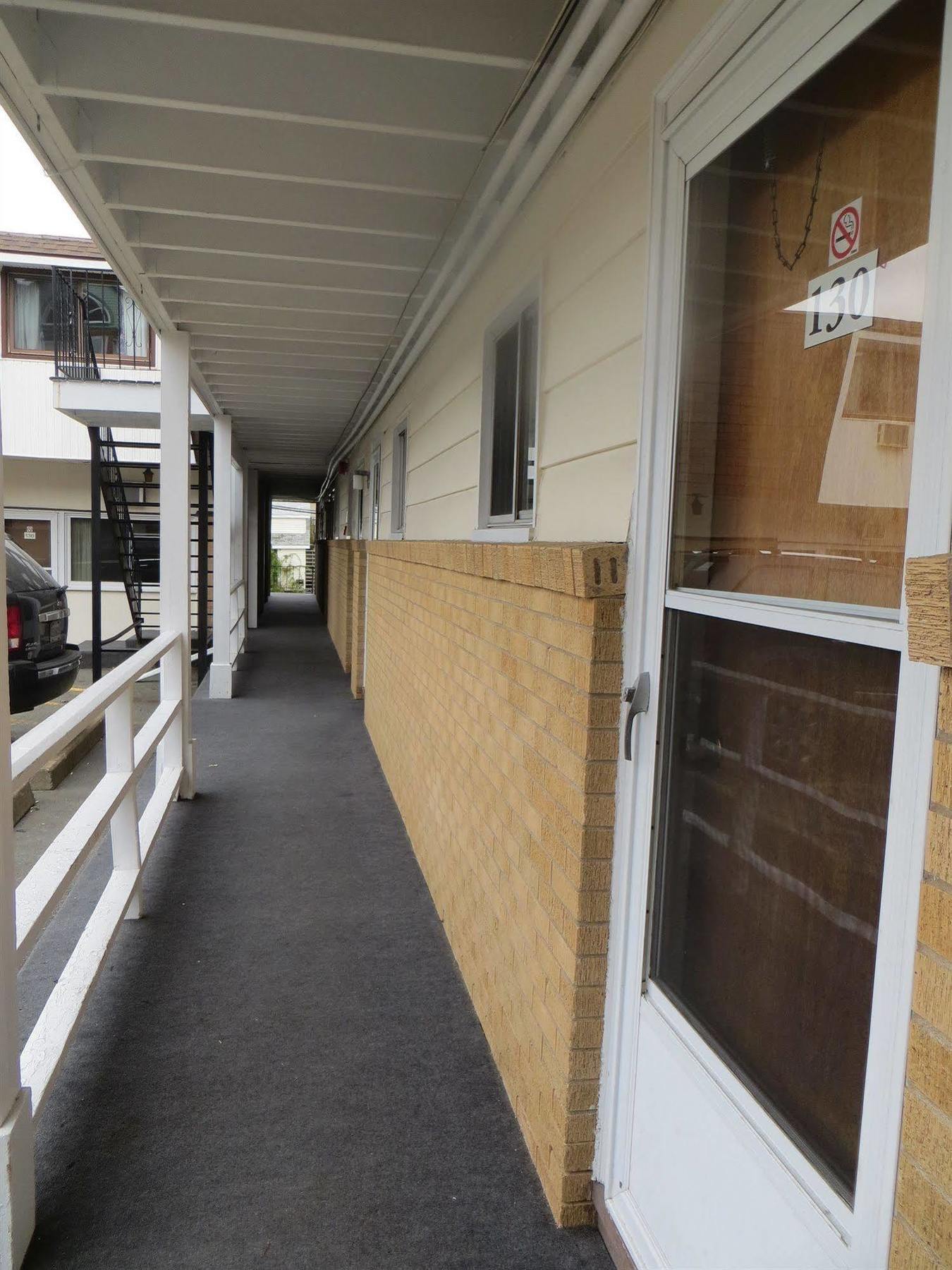 Stardust Motel - Bedford Exterior photo